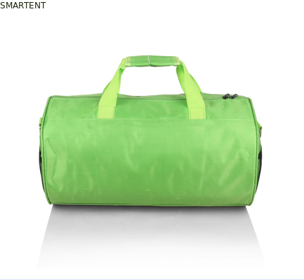 45*25cm Peso leve para o exterior Cor Laranja Resistente à água Poliéster revestido Oxford Barrel Sacos de viagem fornecedor