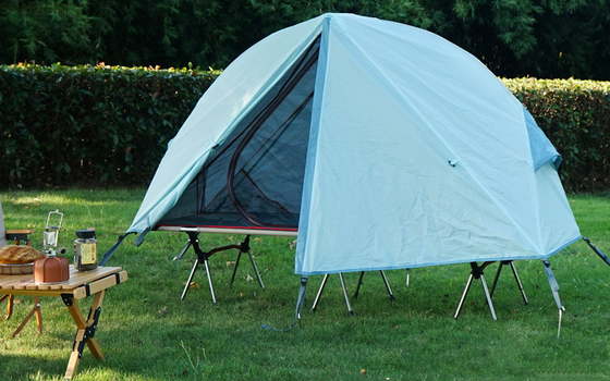 Explore o ar livre com nossas tendas de acampamento ao ar livre 200*120*95CM Azul 210D Poliéster Oxford Cama de tenda com cama de acampamento dobrável fornecedor