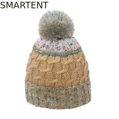 Acessórios Eco-friendly personalizados RPET Chapéu de boné de tricô com suporte de pompon Serviço OEM e comércio justo aprovado fornecedor