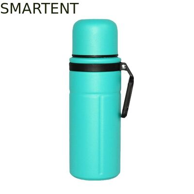 Comprar Garrafas de água de treino isoladas em aço inoxidável 720ML 304 personalizadas com alça e garrafa térmica push-to-dispense conveniente para esportes ao ar livre Fabricação em linha