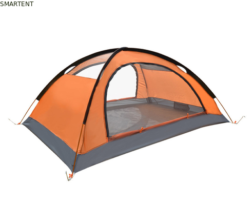 Tenda de acampamento ao ar livre 210*180*130cm Cor Laranja 210D Poliéster Ripstop PU2000mm Revestida para Snowfield e Eventos Familiares fornecedor